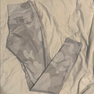 Alo Yoga full length legging